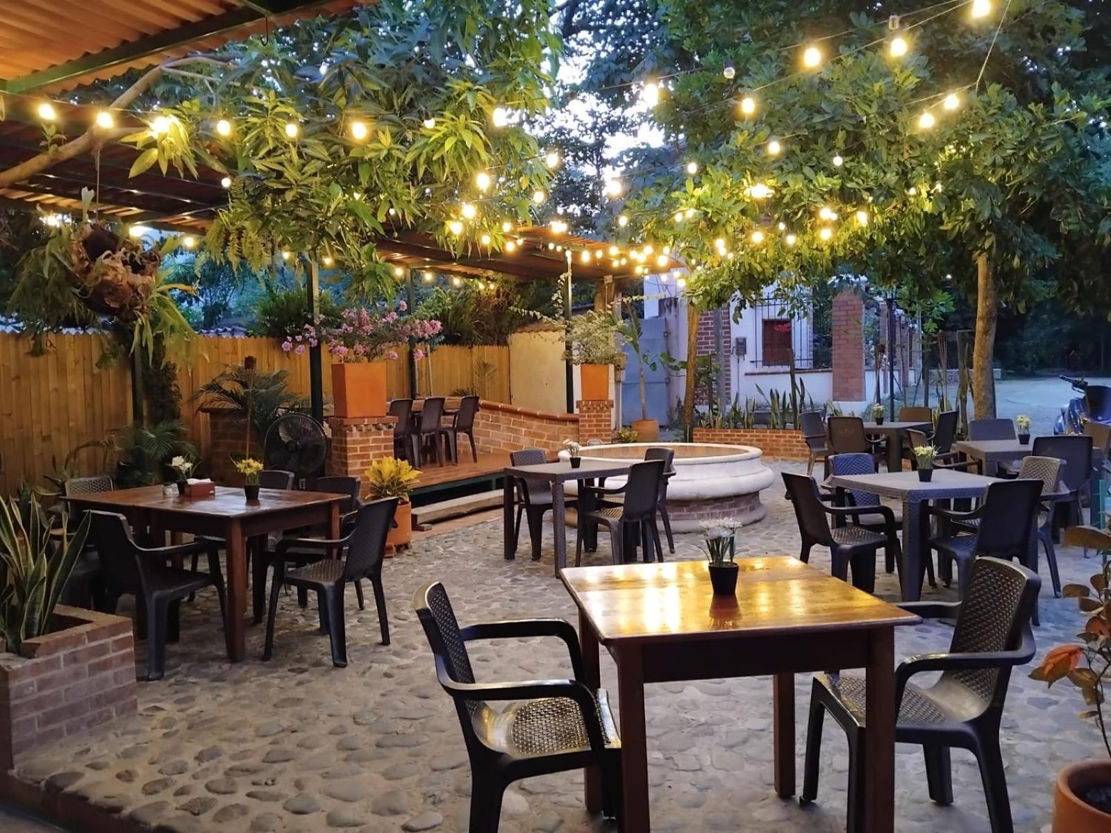 Hotel Y Restaurante Bienmesabe سانتا في دي أنتيوكيا المظهر الخارجي الصورة