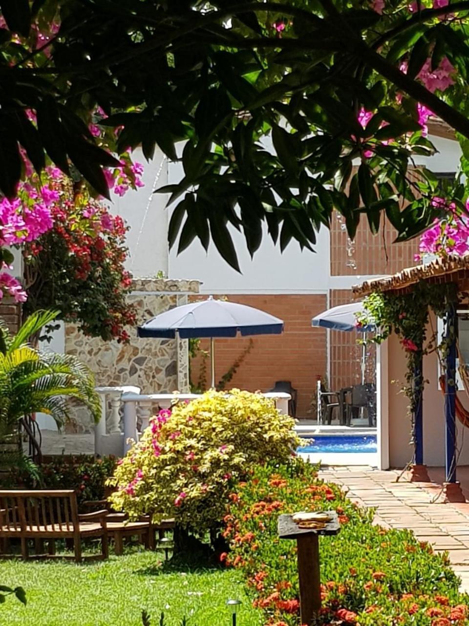 Hotel Y Restaurante Bienmesabe سانتا في دي أنتيوكيا المظهر الخارجي الصورة